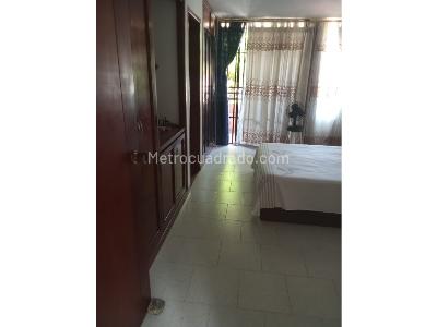 Casa de 4 alcobas en venta en Valle Del Lili, Cali, 176 m² · foto 2 de 11