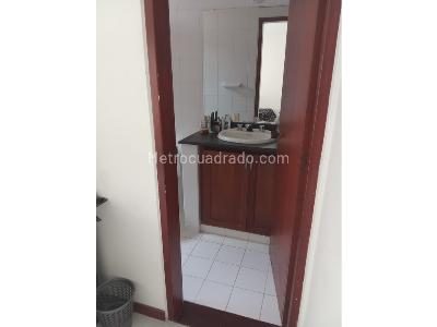 Casa de 4 alcobas en venta en Valle Del Lili, Cali, 176 m² · foto 7 de 11