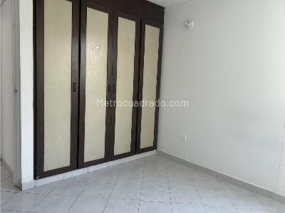 Apartamento de 3 alcobas en venta en Santa Anita, Cali, 72 m² · foto 13 de 17