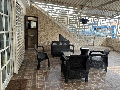 Casa de 4 alcobas en venta en Valle Del Lili, Cali, 320 m² · foto 3 de 20