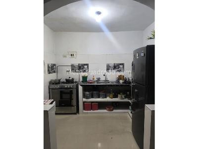 Casa de 5 alcobas en venta en La Union, Cali, 240 m² · foto 4 de 5