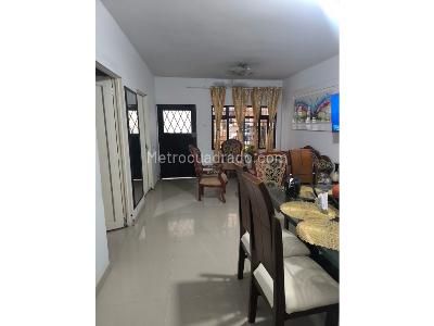 Casa de 5 alcobas en venta en La Union, Cali, 240 m² · foto 5 de 5