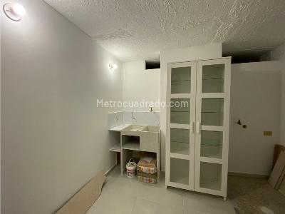 Apartamento de 3 alcobas en venta en El Refugio, Cali, 72 m² · foto 10 de 17