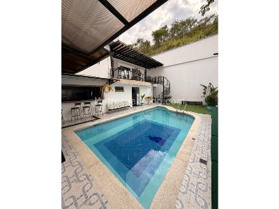 Casa de 5 alcobas en venta en Cristales, Cali, 200 m² · foto 5 de 20