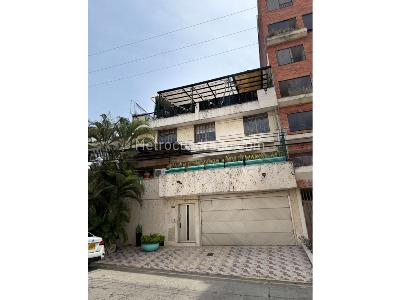 Casa de 5 alcobas en venta en Cristales, Cali, 200 m² · foto 13 de 20