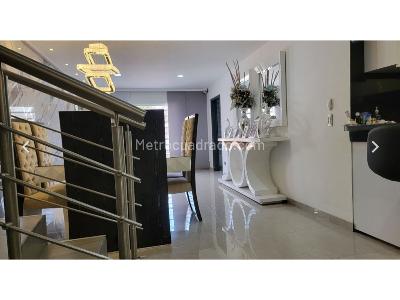 Casa de 3 alcobas en venta en Primero De Mayo, Cali, 140 m² · foto 2 de 19