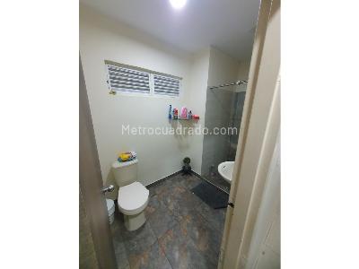 Casa de 5 alcobas en venta en Colseguros, Cali, 324 m² · foto 9 de 20