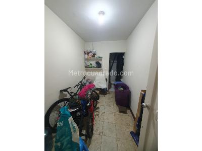Casa de 5 alcobas en venta en Colseguros, Cali, 324 m² · foto 13 de 20