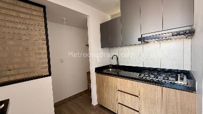 Apartamento de 2 alcobas en venta en El Recreo, Floridablanca, 55 m² · foto 4 de 17