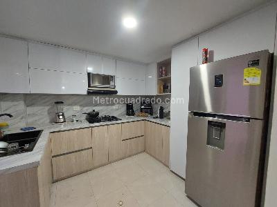 Casa de 4 alcobas en venta en Ciudad 2000, Cali, 250 m² · foto 8 de 20