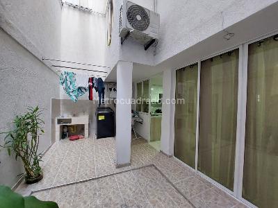 Casa de 4 alcobas en venta en Ciudad 2000, Cali, 250 m² · foto 11 de 20