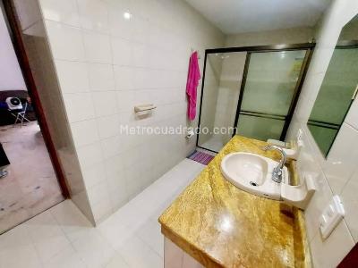 Apartamento de 4 alcobas en venta en Cuarto De Legua, Cali, 300 m² · foto 10 de 19