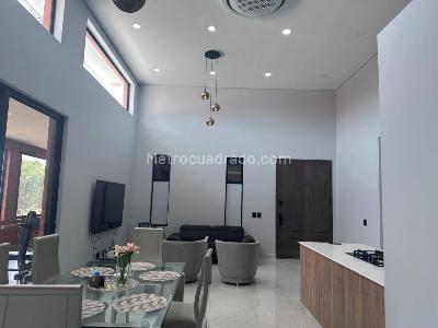 Casa de 3 alcobas en venta en La Hacienda El Castillo, Cali, 454 m² · foto 4 de 20