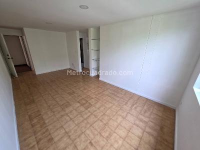 Apartamento de 3 alcobas en venta en Primero De Mayo, Cali, 60 m² · foto 2 de 20