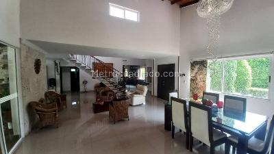Casa de 3 alcobas en venta en Pance, Cali, 284 m² · foto 2 de 20