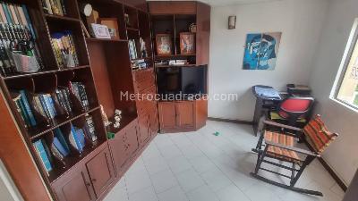 Apartamento de 3 alcobas en venta en Santa Anita, Cali, 150 m² · foto 3 de 20