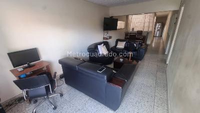 Casa en venta en El Paraiso, Cali · foto 3 de 16