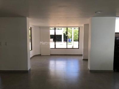 Casa de 3 alcobas en venta en Ciudad Jardin, Cali, 700 m² · foto 5 de 20