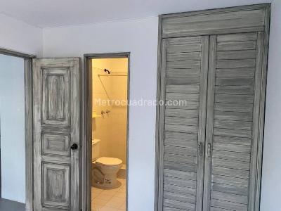 Apartamento de 3 alcobas en venta en Santa Teresita, Cali, 300 m² · foto 4 de 13