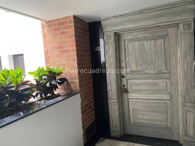 Apartamento de 3 alcobas en venta en Santa Teresita, Cali, 300 m² · foto 6 de 13