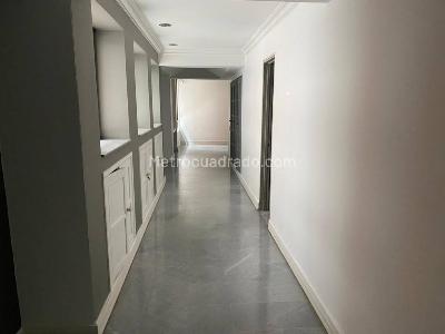 Apartamento de 3 alcobas en venta en Santa Teresita, Cali, 300 m² · foto 8 de 13