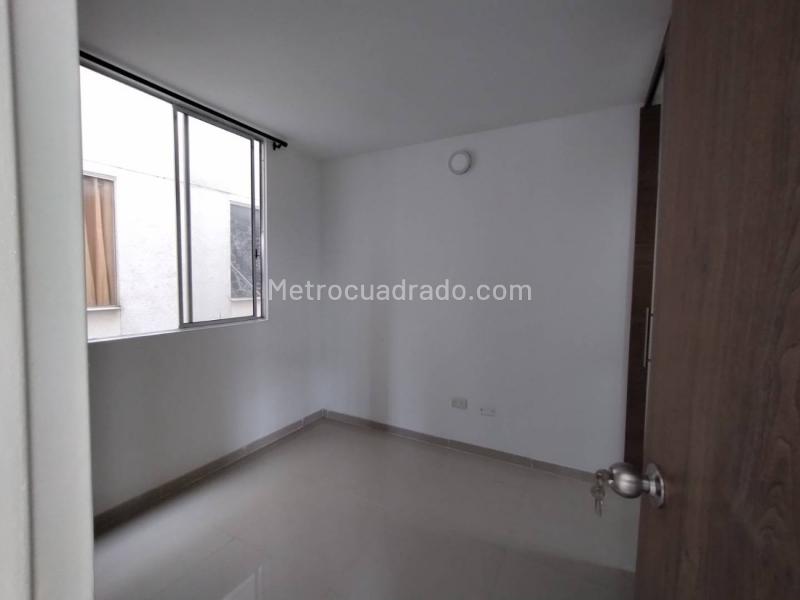 Piso – Jamundí, El Rodeo, Sur - Más