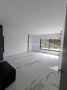 Casa de 4 alcobas en venta en Yumbo, Cali · foto 9 de 17