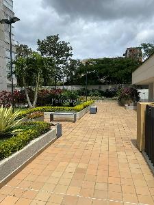 Apartamento en venta en Pance, Cali · foto 19 de 20