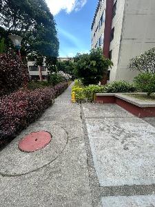 Apartamento en venta en El Limonar, Cali · foto 4 de 13