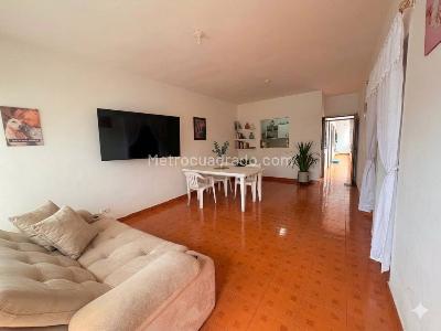 Casa de 3 alcobas en venta en San Luis, Cali, 280 m² · foto 19 de 20