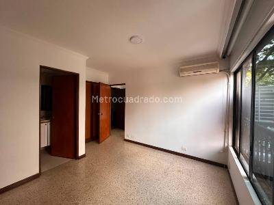 Apartaestudio en venta en Ciudad Jardin, Cali, 35 m² · foto 7 de 14