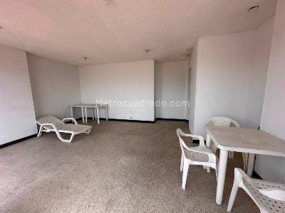 Apartaestudio en venta en Ciudad Jardin, Cali, 35 m² · foto 12 de 14