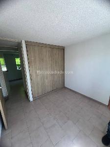 Apartamento de 3 alcobas en venta en Cañaverales Los Samanes, Cali, 58 m² · foto 3 de 16