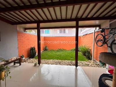 Casa de 3 alcobas en venta en Ciudad Contry, Cali, 101 m² · foto 8 de 20