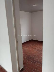 Casa de 3 alcobas en venta en Villa Del Lago, Cali, 75 m² · foto 10 de 18