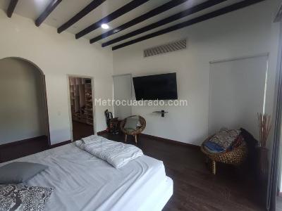 Casa de 4 alcobas en arriendo en La Reforma, Cali, 300 m² · foto 7 de 20