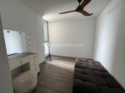 Apartamento de 3 alcobas en venta en Altos De Menga, Cali, 180 m² · foto 13 de 20