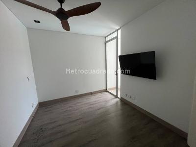 Apartamento de 3 alcobas en venta en Altos De Menga, Cali, 180 m² · foto 16 de 20