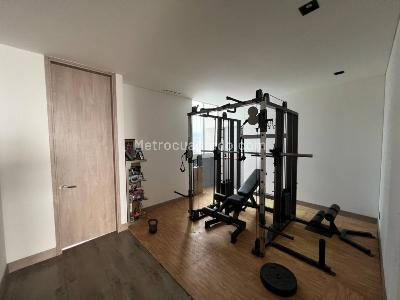 Apartamento de 3 alcobas en venta en Altos De Menga, Cali, 180 m² · foto 8 de 20