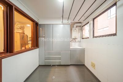 Apartamento en venta en Santa Bárbara, Bogotá · foto 6 de 11