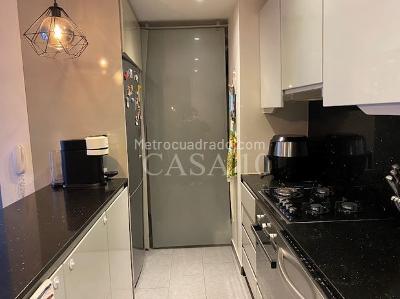 Apartamento en venta en Santa Barbara Occidental, Bogotá · foto 4 de 18