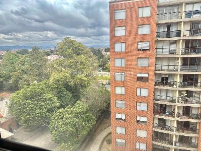 Apartamento en venta en Cedritos Oriental, Bogotá · foto 13 de 18