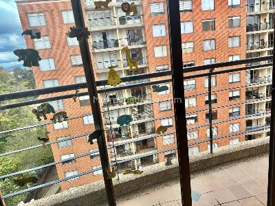 Apartamento en venta en Cedritos Oriental, Bogotá · foto 2 de 18
