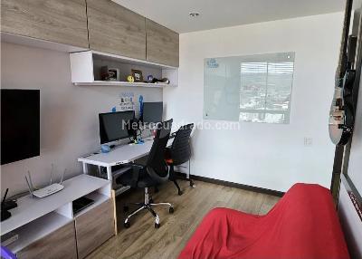 Apartamento de 3 alcobas en venta en Los Cedritos, Bogotá, 123 m² · foto 4 de 16