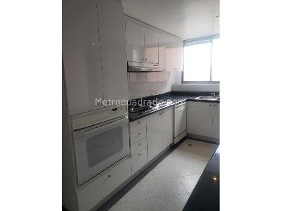 Apartamento en venta en Los Rosales, Bogotá · foto 19 de 20