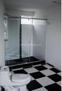 Casa de 4 alcobas en venta en Florian, Girardot, 300 m² · foto 4 de 9