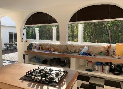 Casa de 4 alcobas en venta en Florian, Girardot, 300 m² · foto 7 de 9