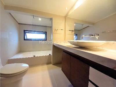 Casa de 4 alcobas en venta en Santa Ana Oriental, Bogotá, 888 m² · foto 16 de 20