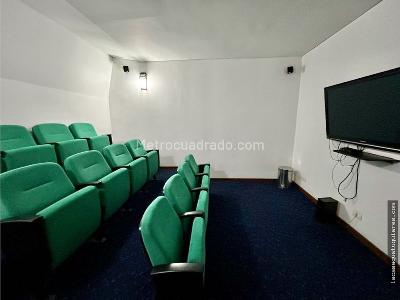 Apartamento de 2 alcobas en venta en San Patricio Santa Barbara, Bogotá, 142 m² · foto 19 de 20