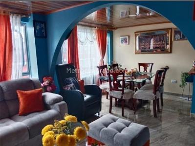 Casa de 5 alcobas en venta en La Serena, Bogotá, 306 m² · foto 8 de 14